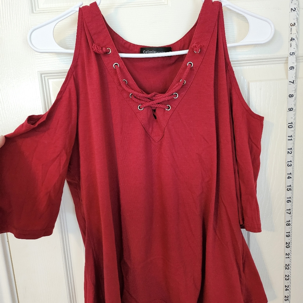 Red Cold Shoulder 3/4 Sleeve Top